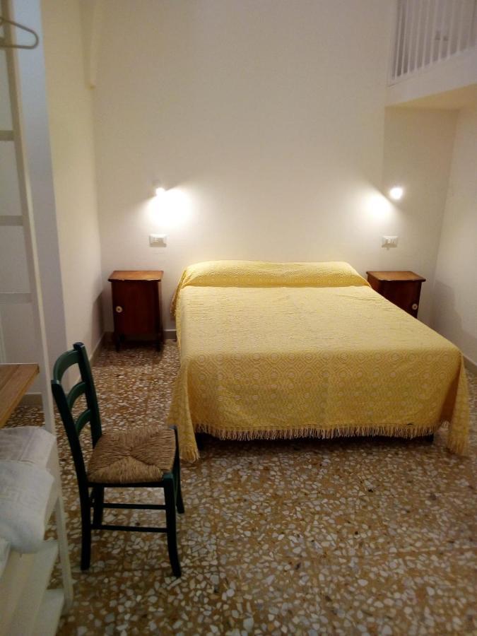 カストリニャーノ・デル・カーポ Cortile Calinea Bed & Breakfast エクステリア 写真