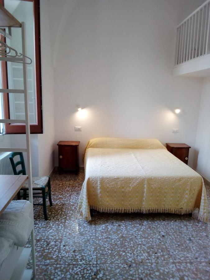 カストリニャーノ・デル・カーポ Cortile Calinea Bed & Breakfast エクステリア 写真